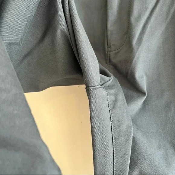 EXPRESS Men’s Slim Fit Chino Pants size 33x30 - Picture 7 of 13